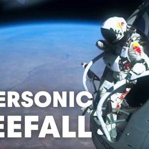 Felix Baumgartner's supersonic freefall from 128k'