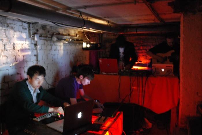 03.jpg