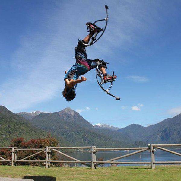 10-Foot-High-Jumping-Stilts-01.jpg