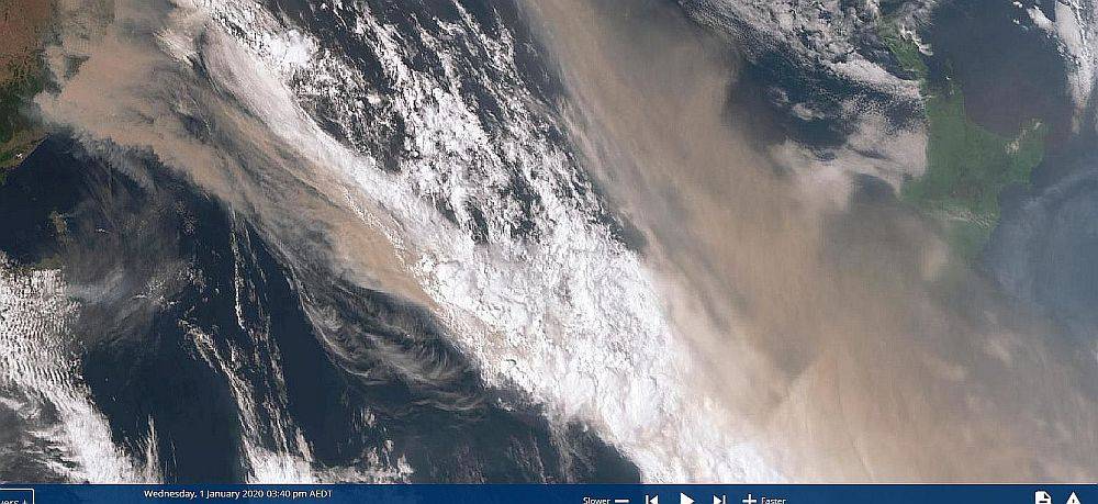 200101 1440AEST Bushfire smoke across NZ zoomed sm.jpg
