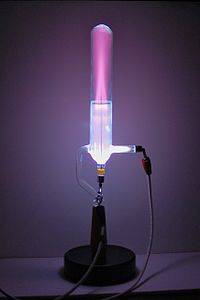 200px-Anode_Ray_Tube.jpg
