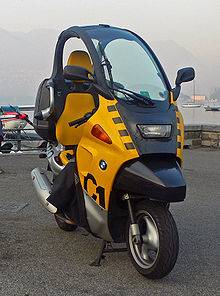 220px-BMW_C1_FF_200_(frontale).jpg