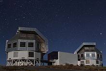 220px-Magellan-Telescopes-at-LCO-2014-04-19.jpg