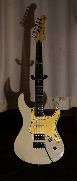 3 Yamaha Pacifica.jpg