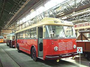 300px-Gyrobus_G3-1.jpg