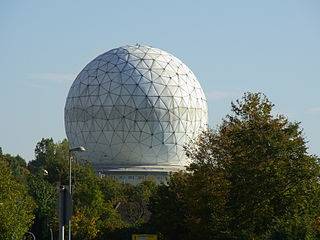 320px-Radom_in_Wachtberg_R0011691.jpg