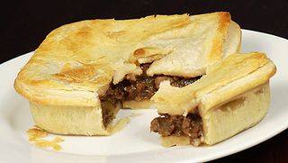 320px-Vegan_Meat_Pie_01_Pengo.jpg