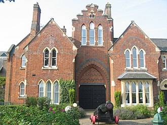 330px-St-albans-prison-gatehouse.jpg