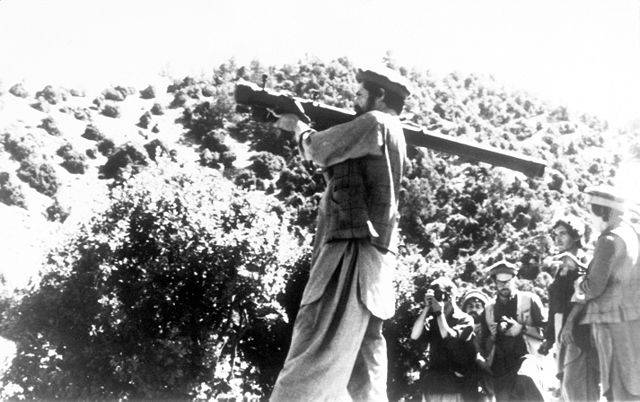 640px-Mujahid-MANPAD.JPE
