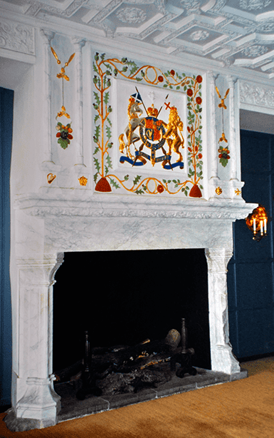 7 Edinburgh Castle, interior (2).png