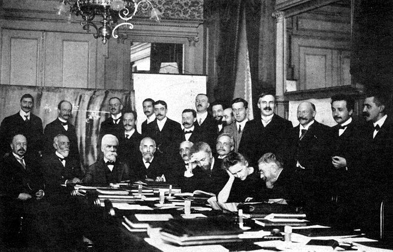 800px-1911_Solvay_conference.jpg
