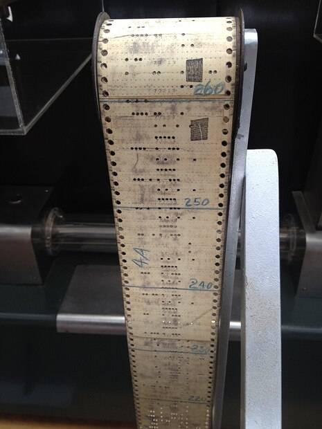 800px-Harvard_Mark_I_program_tape.agr.jpg