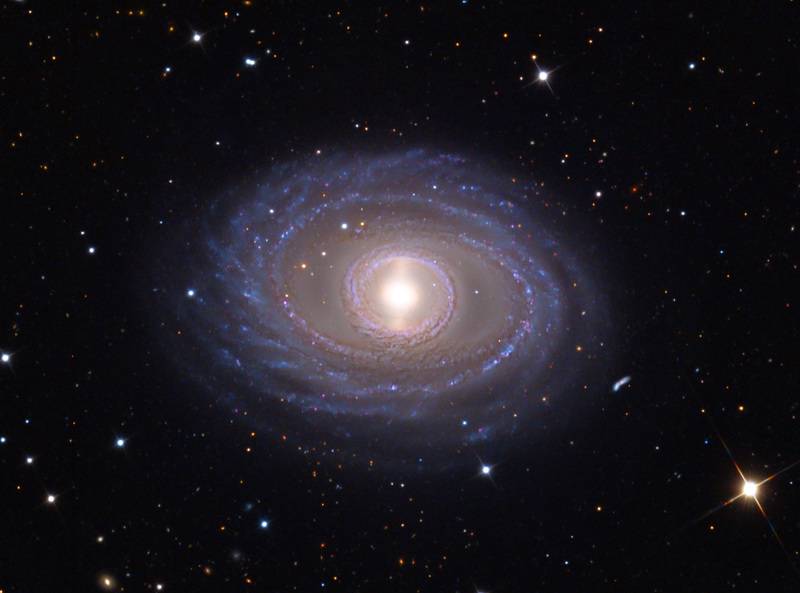 adamblock_ngc1398_1440.jpg.CROP.original-original.jpg
