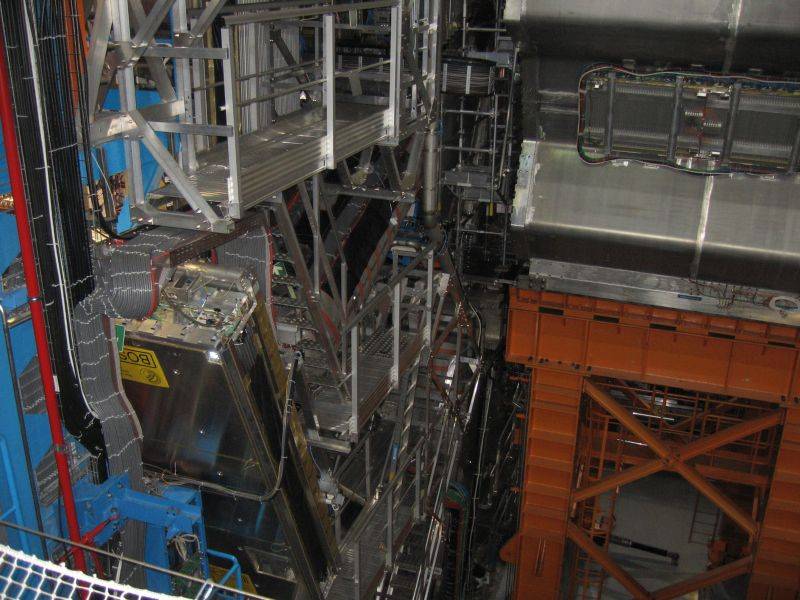 ATLAS_lower_800x600.jpg