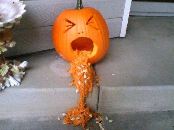 Barfing_Pumpkin_by_Jiyae.jpg