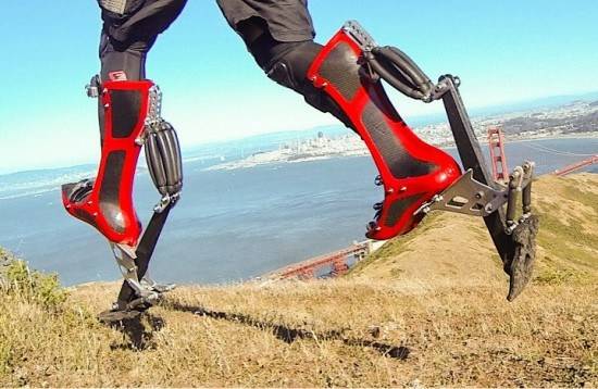 bionic-boots3-550x358.jpg