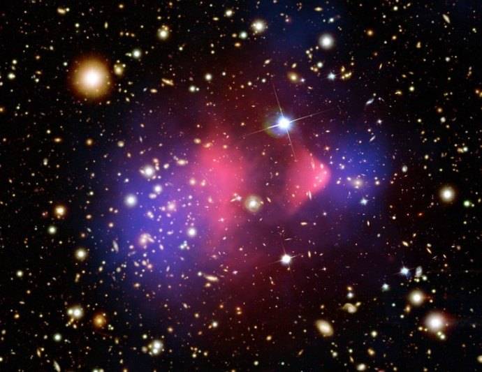 bullet_cluster_c60w.jpg
