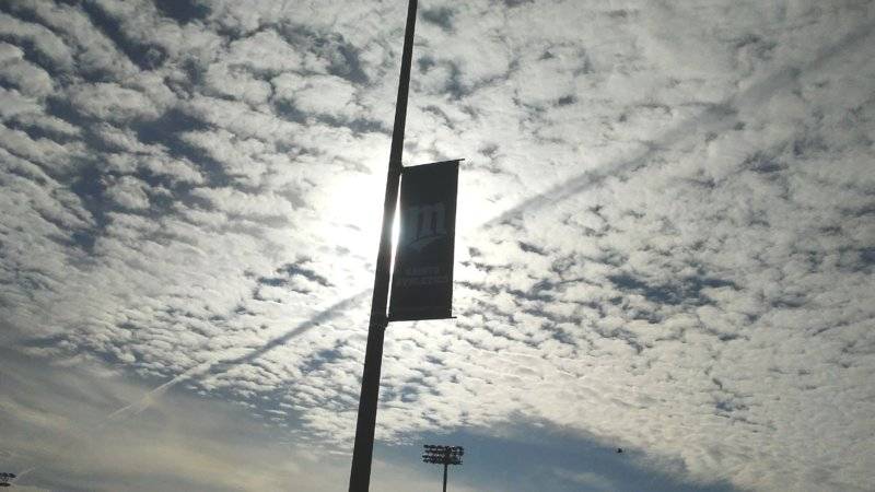 Clouds and Contrail on my Run.jpg