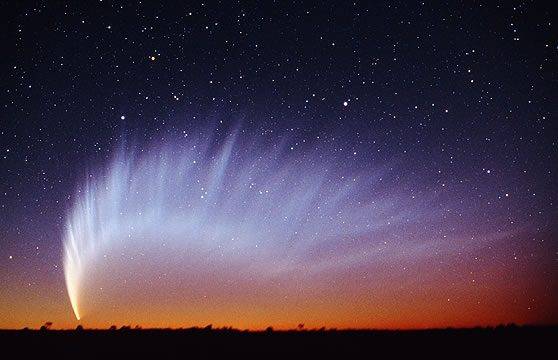 cometmcnaught.jpg