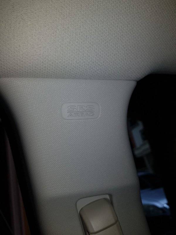 curtain airbags.jpg