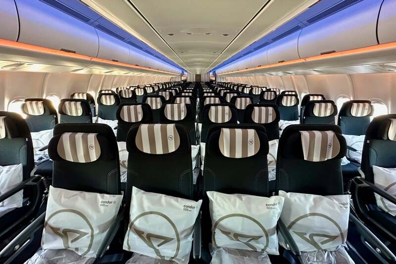 e-Seat-Business-Class-Premium-Economy-Zach-Griff-3.jpg