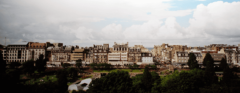 Edinburgh skyline (4).png