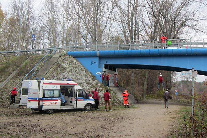 EMT_training2.jpg