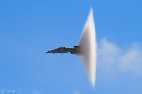 F-18-Vapor-Cone-L.jpg