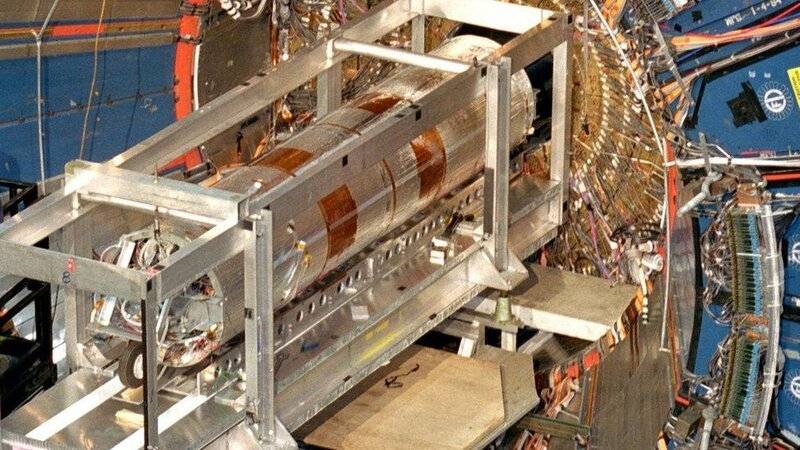 Fermilab Collider Detector 1.jpg