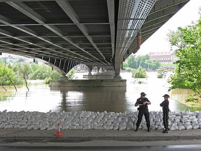flood2.jpg