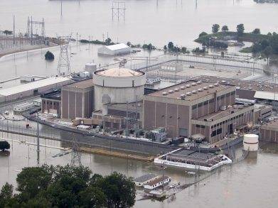 fort-calhoun-power-plant.jpg