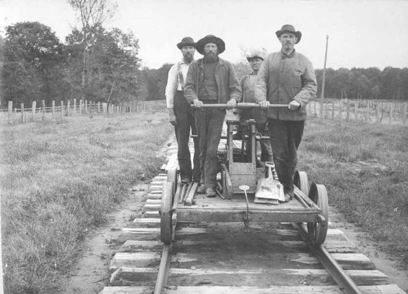 handcar1.jpg