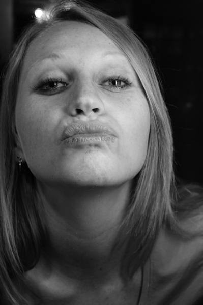 Kiss_zpscb5enqp3.jpg