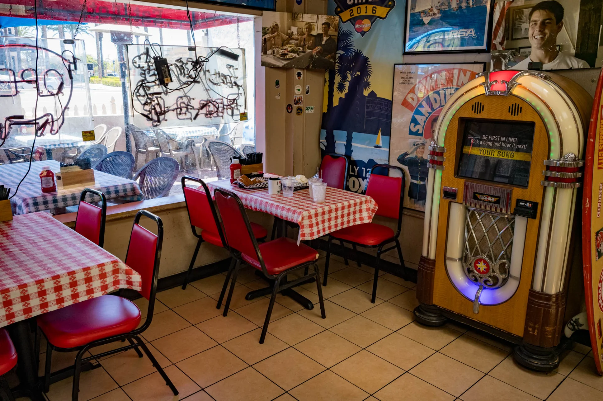 L1001913.webp