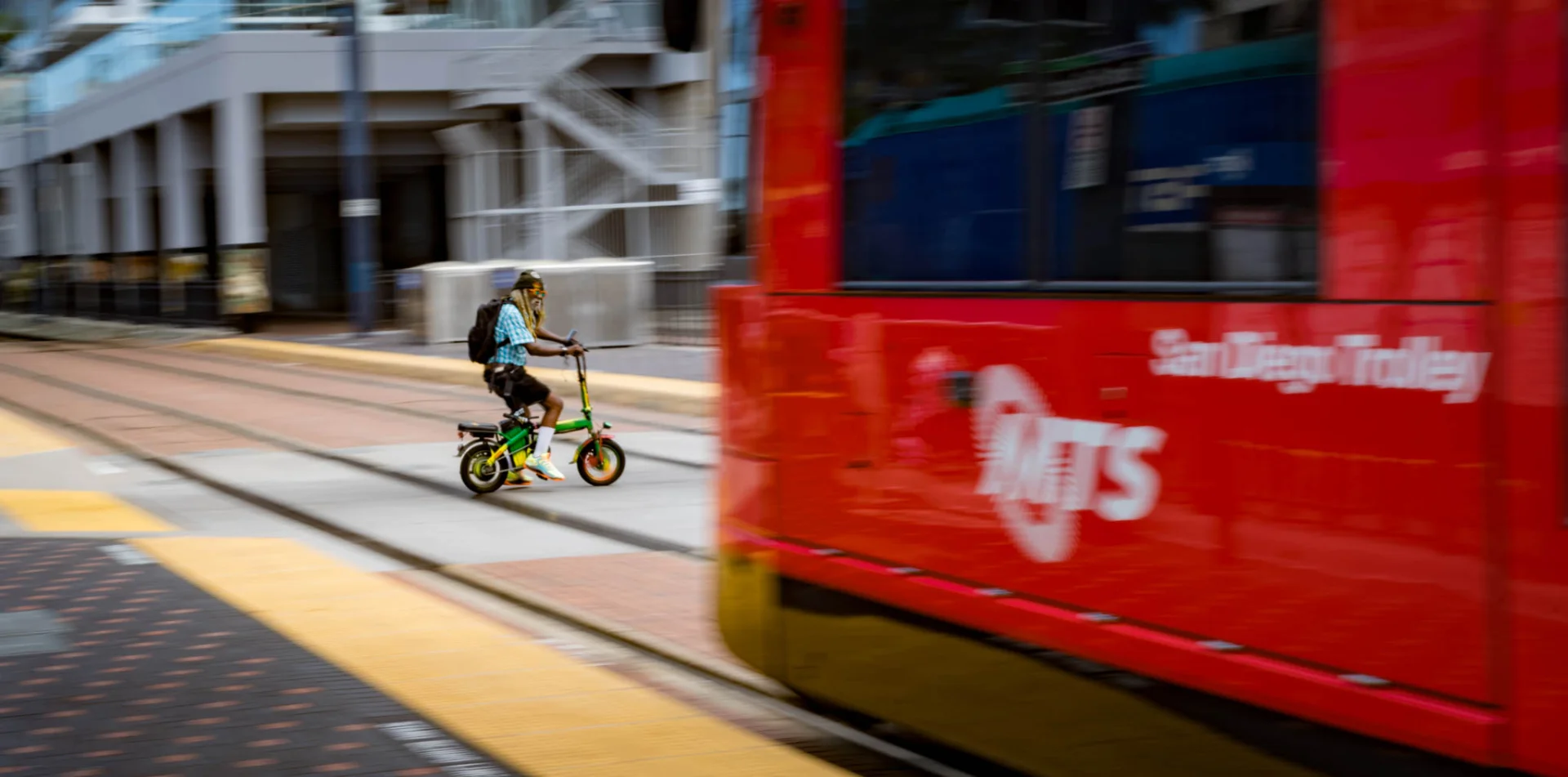 L1003493.webp