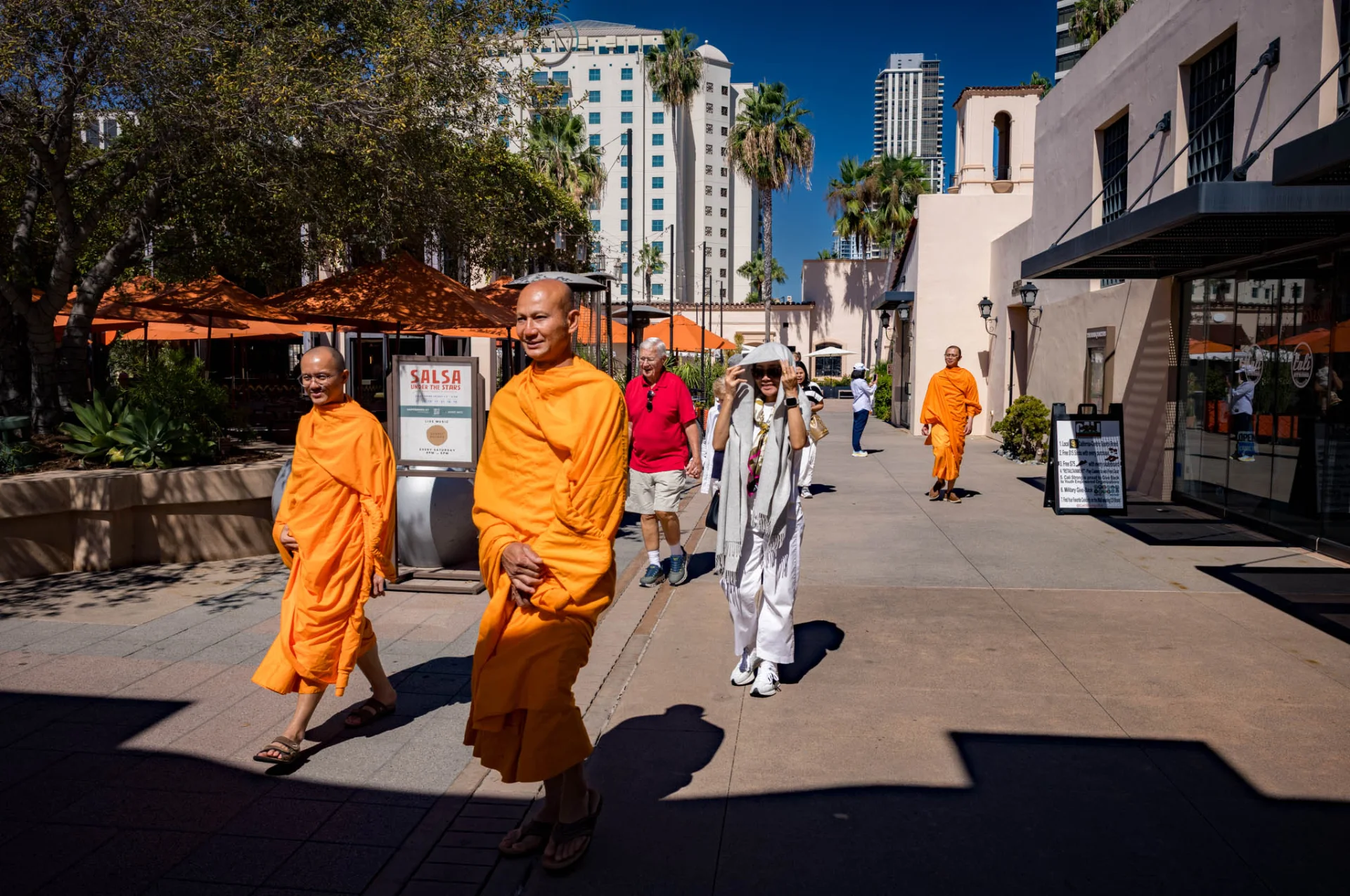 L1005965.webp