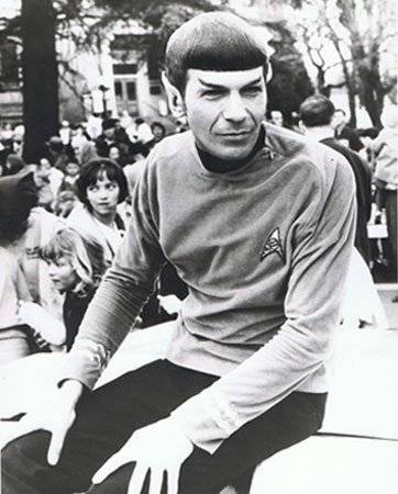leonard-nimoy-spock-medfordjpg-5342cee058a48f17.jpg