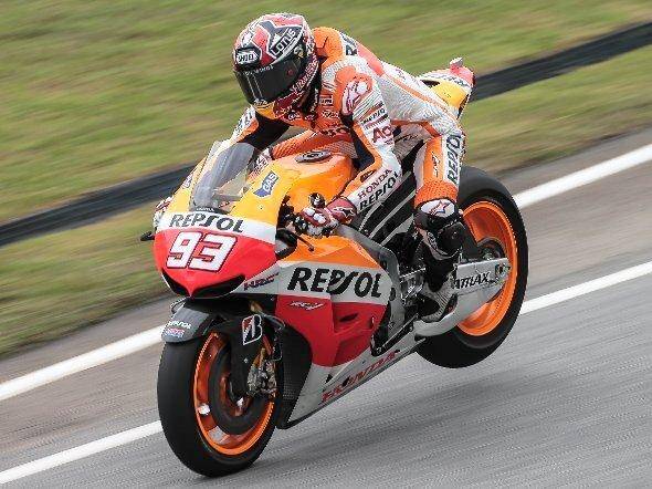 marquez-stoppie.jpg