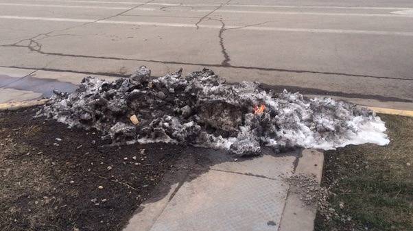 melting.snow.and.dirt.pile.jpg