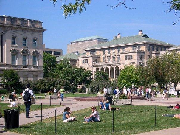 Memorial_Union_and_quadrangle.jpg