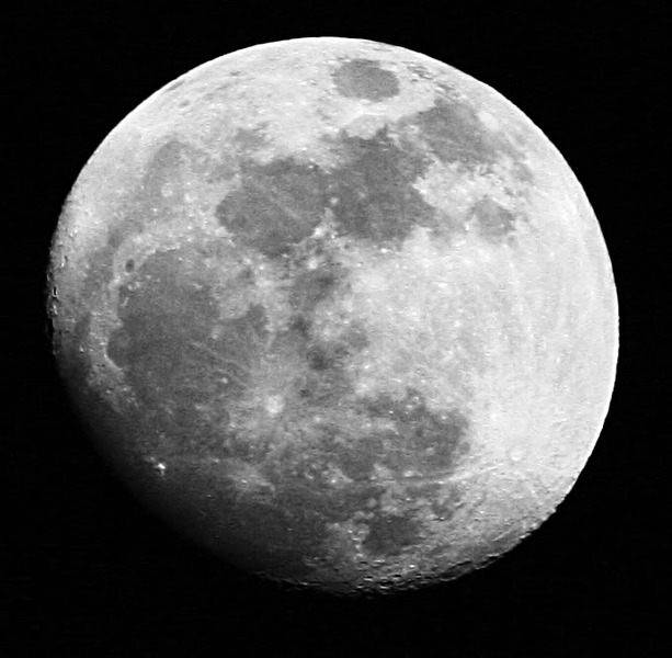 moon415sharp.jpg