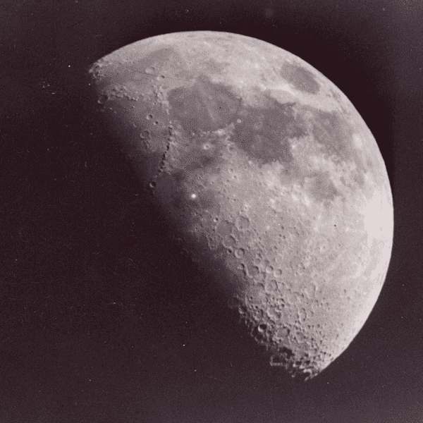 Moon_01a.png