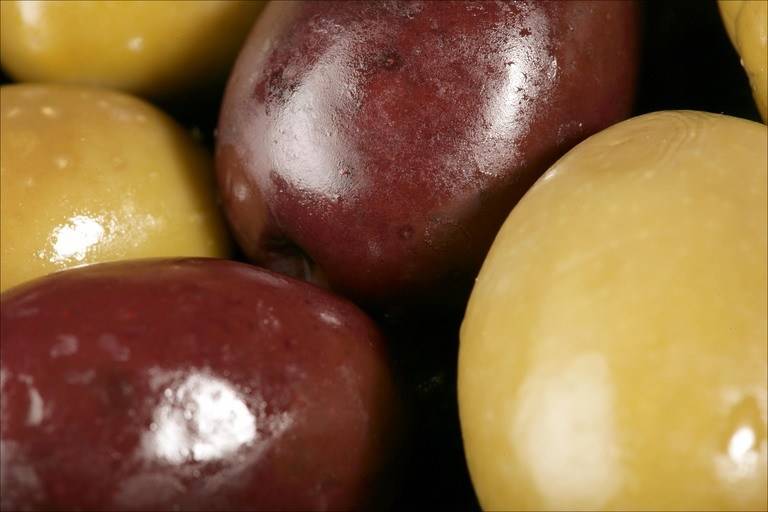 olives-closeup.jpg