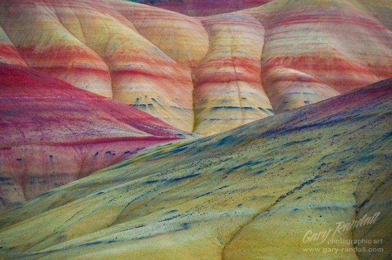 painted.hills.oregon.by.gary.randall.jpg