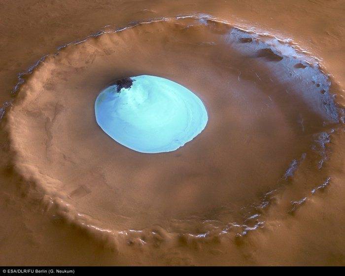 Perspective_view_of_crater_with_water_ice_-_looking_east_node_full_image_2.jpg