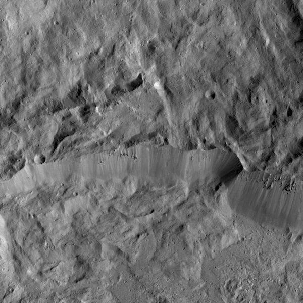 PIA20683_hires.jpg