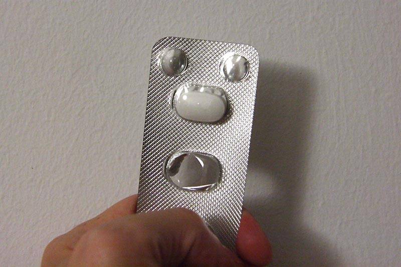 pill_face.jpg