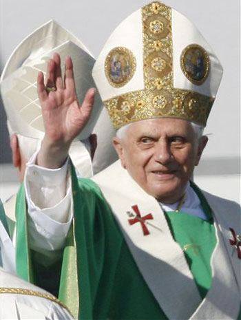 pope_350.jpg
