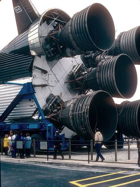 SaturnV.jpe