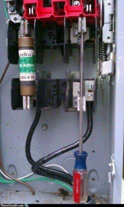 screwdriver fuse.jpg